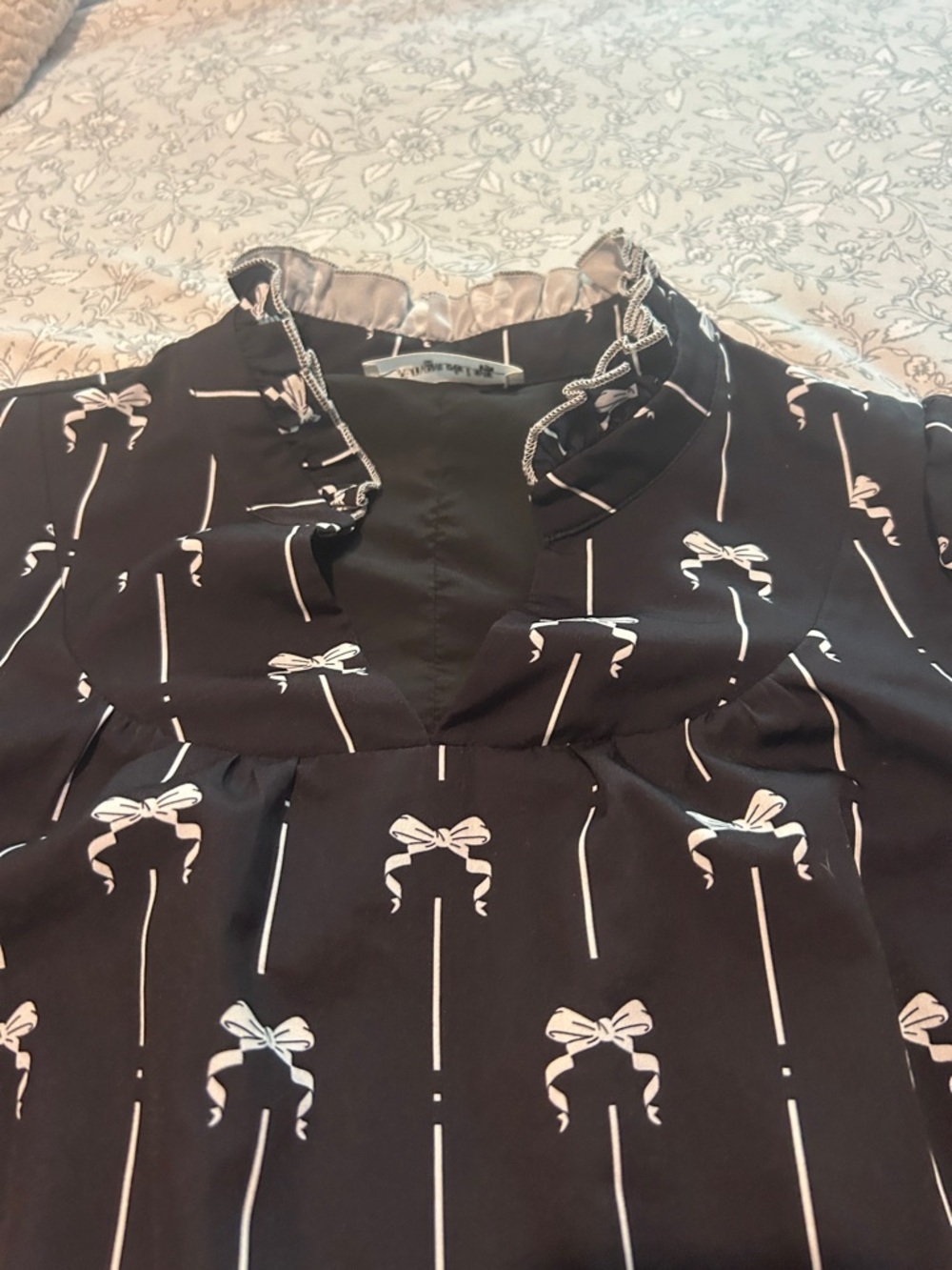 Black Bow Print Midi Dress – Classic Womenswear 🎀🎀 - Picture 2 of 6